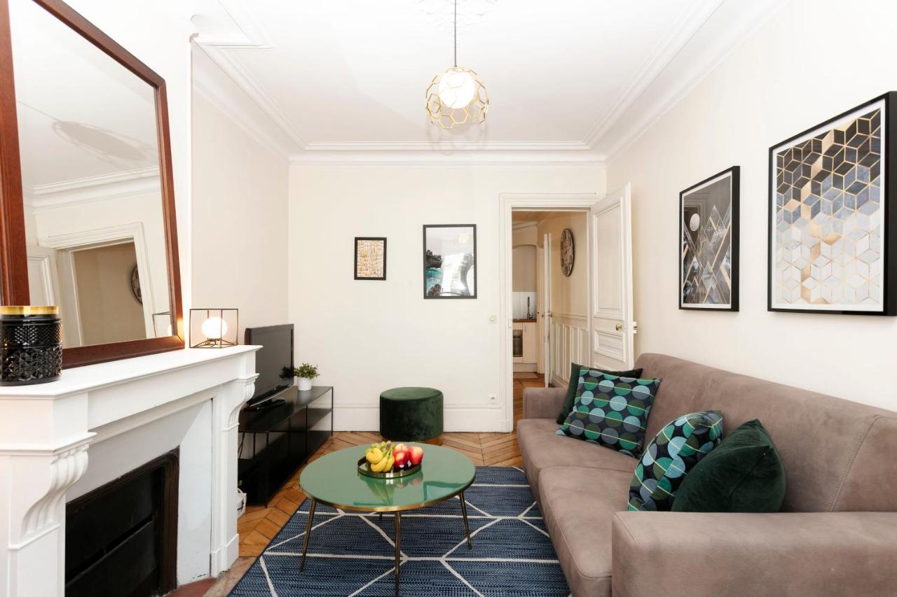 Latin Quarter With Balcony - Cityapartmentstay Paris Exterior foto